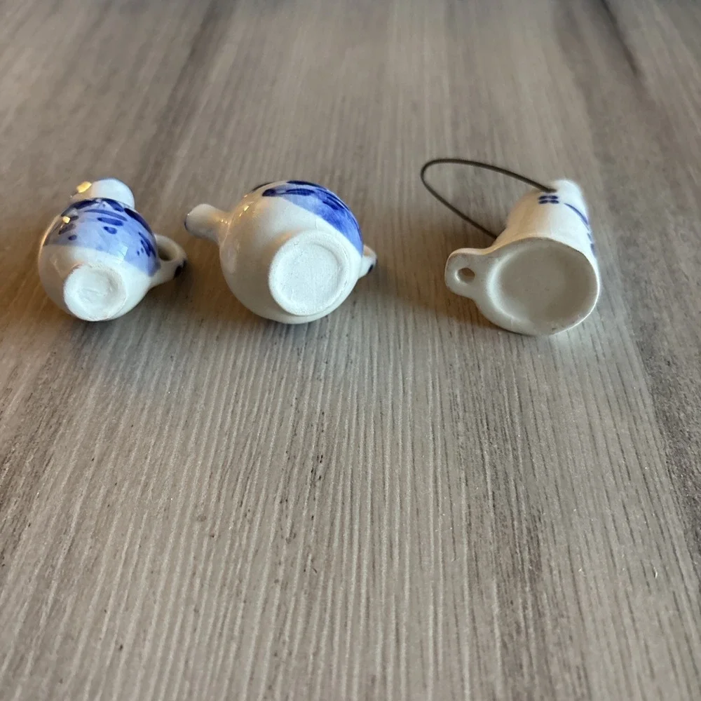 Delft hand painted